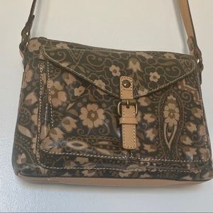 Crossbody purse with floral pattern
